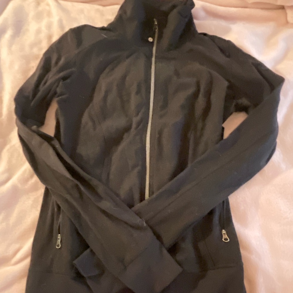 lululemon balck define jacket, size large